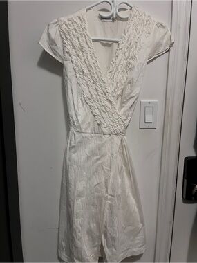 CALVIN KLEIN White Wrap Dress